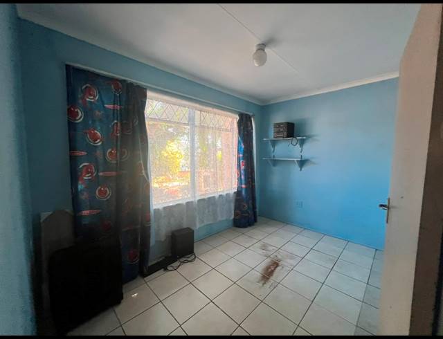 3 BEDROOM HOUSE FOR SALE IN BLUFF